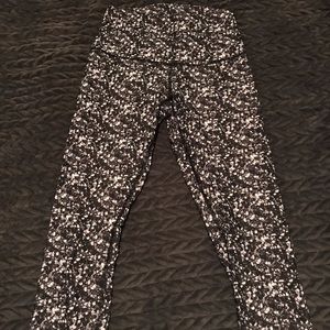 Lululemon sequin print leggings